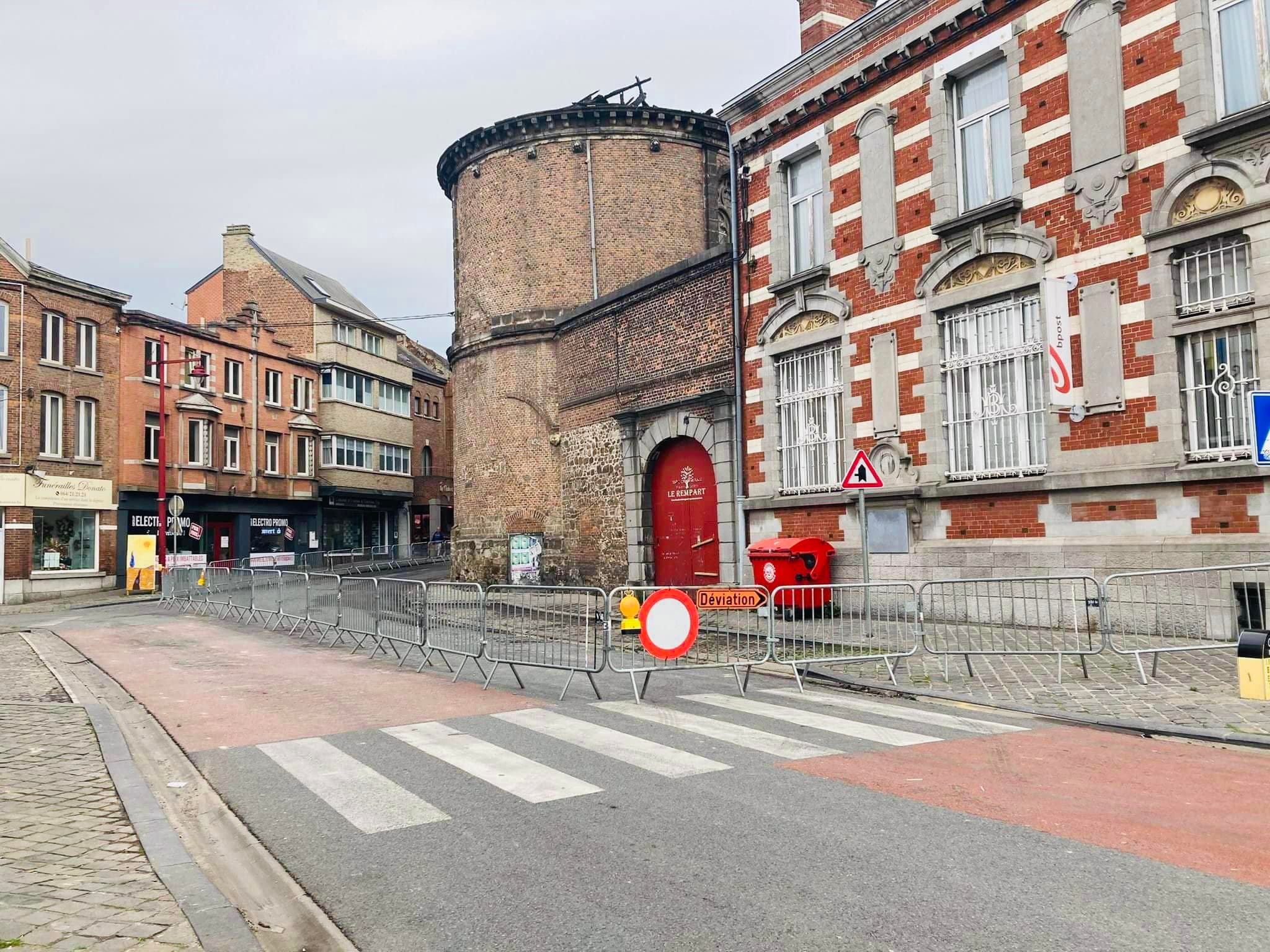 Binche : incendie complètement sous contrôle