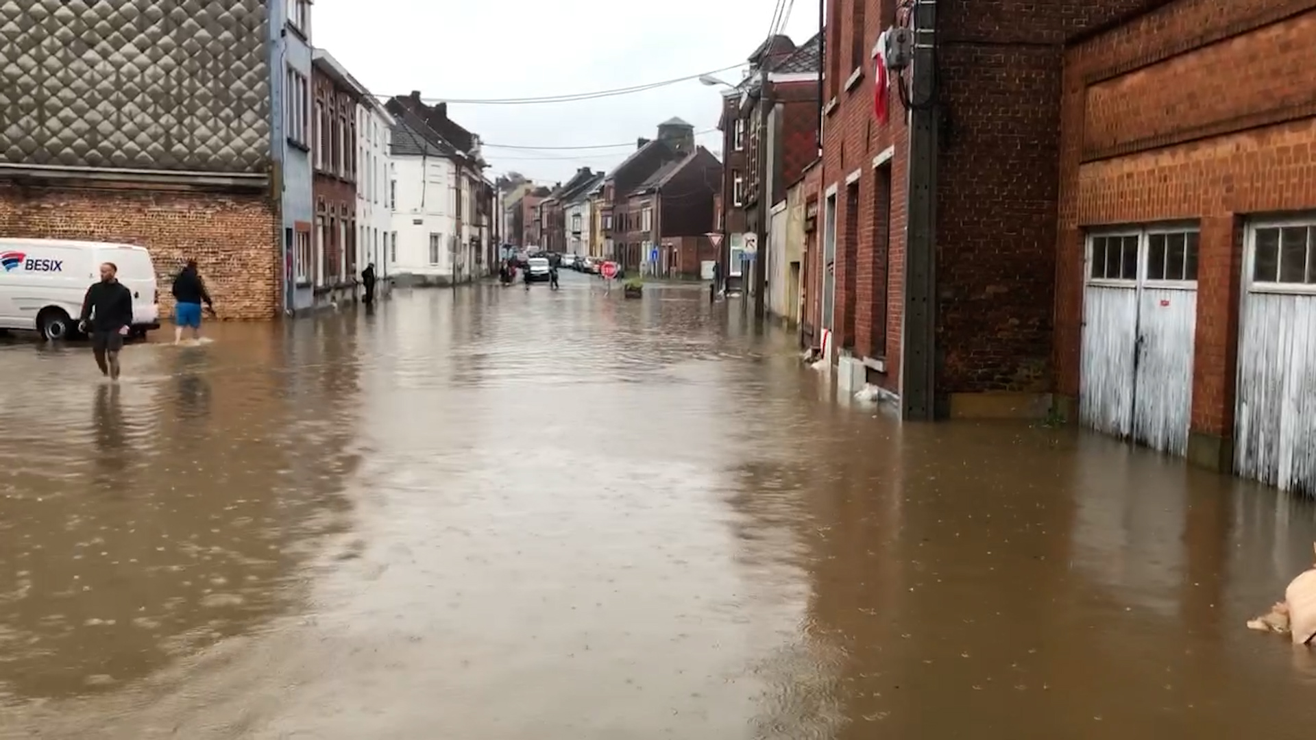 Inondations : dispense de permis pour les travaux urgents 